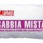 Sacco di sabbia mista per costruzioni.