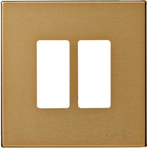 Placca t.b.t. per interruttori e prese color oro.