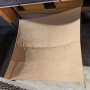 Tenda ombreggiante beige t.b.t. per ombreggiare terrazze e giardini.