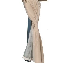 Tende beige per gazebo, accessorio per il giardino.