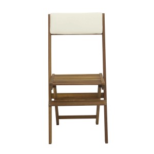 Sedia da giardino in legno con seduta e schienale in tessuto.