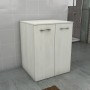 Mobile bagno t.b.t. con due ante e maniglie argentate.