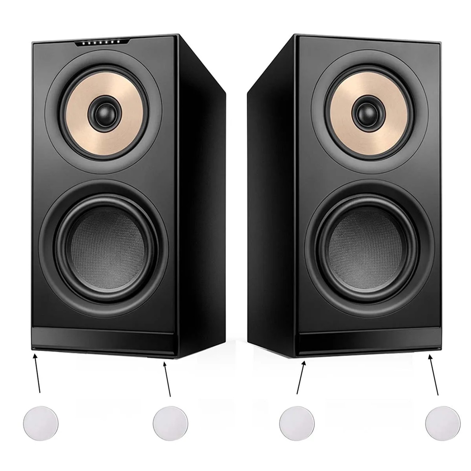Due casse acustiche nere con piedini rotondi.