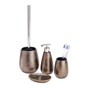 Set bagno Wenko Marrakesh: portasapone, portaspazzolino, scopino WC e dispenser sapone in ceramica.