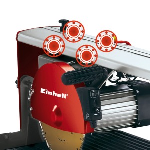 Dettaglio della tagliapietre Einhell TE-SC 570 L. Rosso, argento, lama visibile.