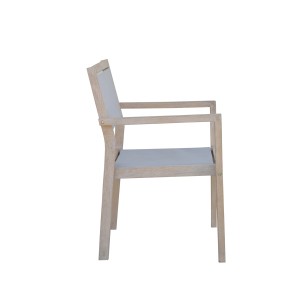 Sedia da giardino t.b.t. in legno chiaro, vista laterale.