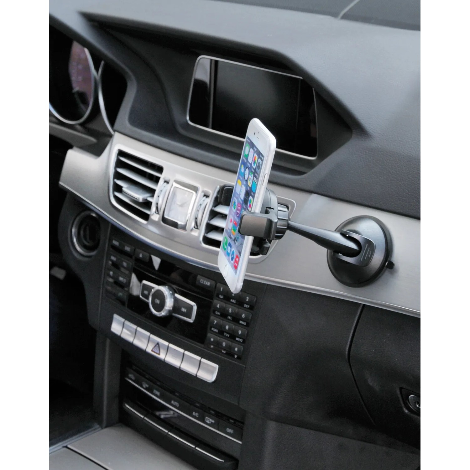 t.b.t. supporto per telefono montato sul cruscotto dell'auto.