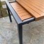 Tavolo da giardino allungabile t.b.t. con effetto legno e struttura antracite.