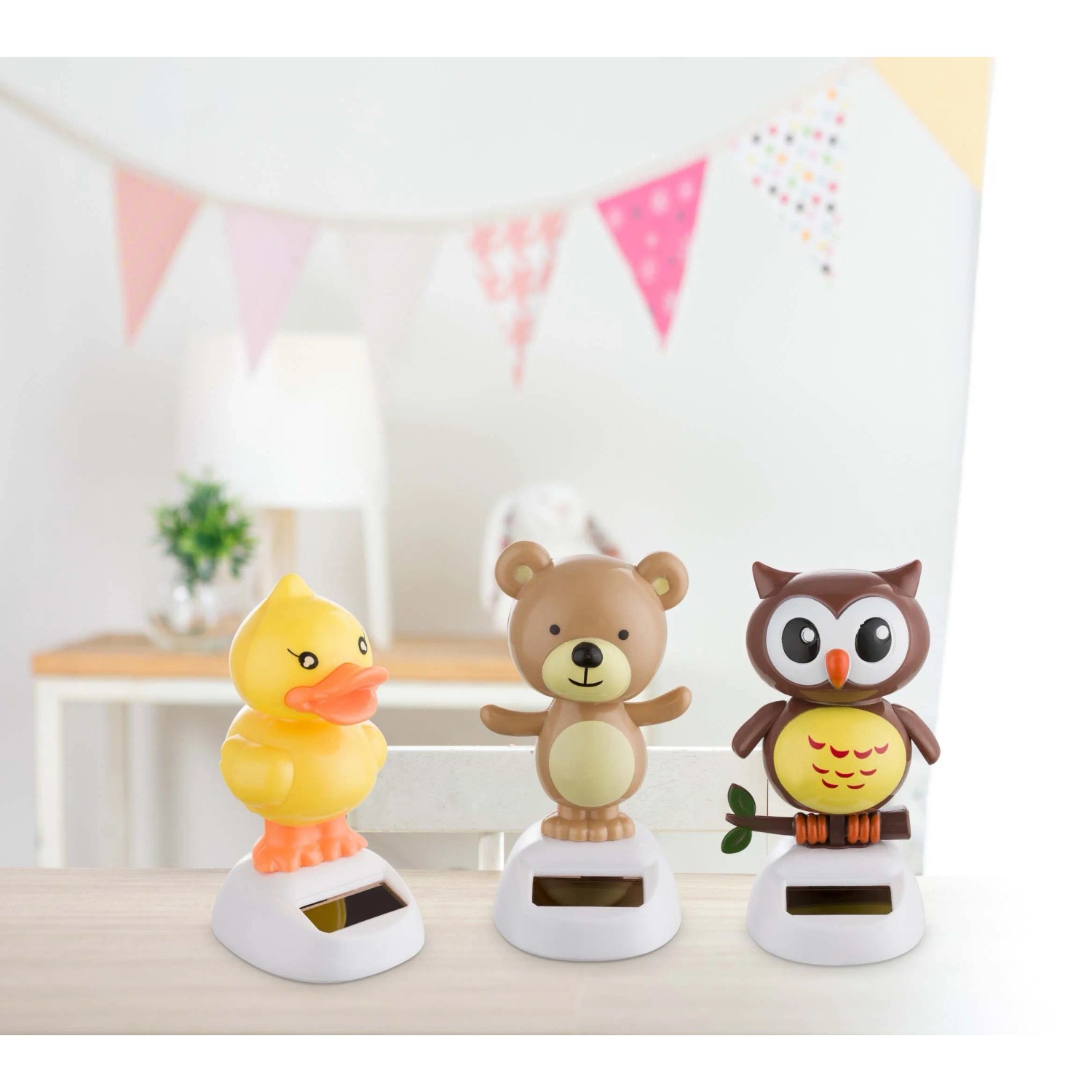 Figure solari decorative: anatra, orso e gufo come decorazioni divertenti per casa e giardino.