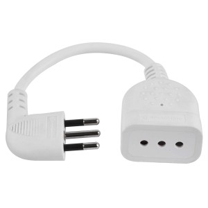 Prolunga t.b.t. bianca con spina e presa per uso interno.