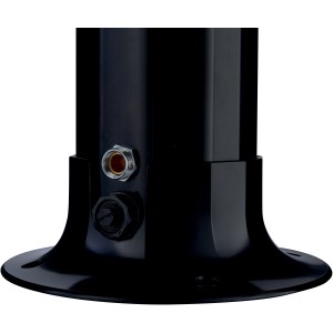 Dettaglio: Doccia solare da esterno nera con doccetta per i piedi, base con connessioni.