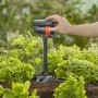 Irrigatore a quadrato Gardena OS 90v in aiuola: Sistema Micro-Drip per irrigazione.