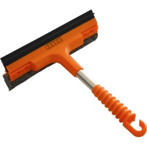 OBI lavavetri con spugna e tergivetro per una cura dell'auto senza aloni.