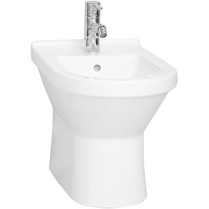 Bidet t.b.t. bianco con rubinetto, vista frontale.