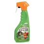 Flacone spray di antiparassitario biologico a base di olio di soia.