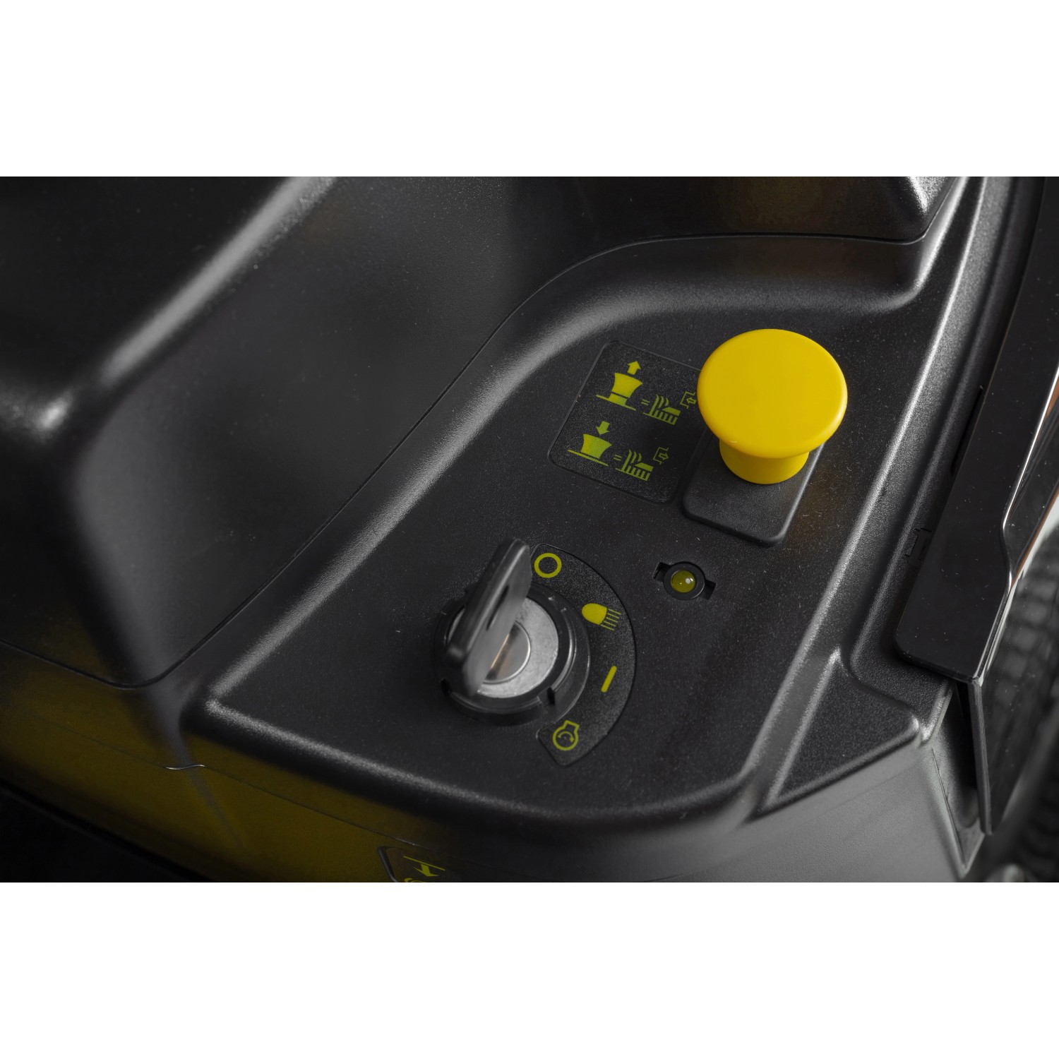 Trattorino Tagliaerba Alpina AT4 84A A Benzina - Motore 352cc, Taglio 84cm, Sacco 200L, Luci LED - Foto 5