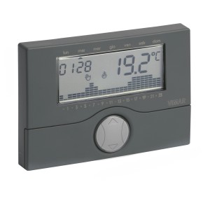 Cronotermostato digitale grigio per il controllo della temperatura.