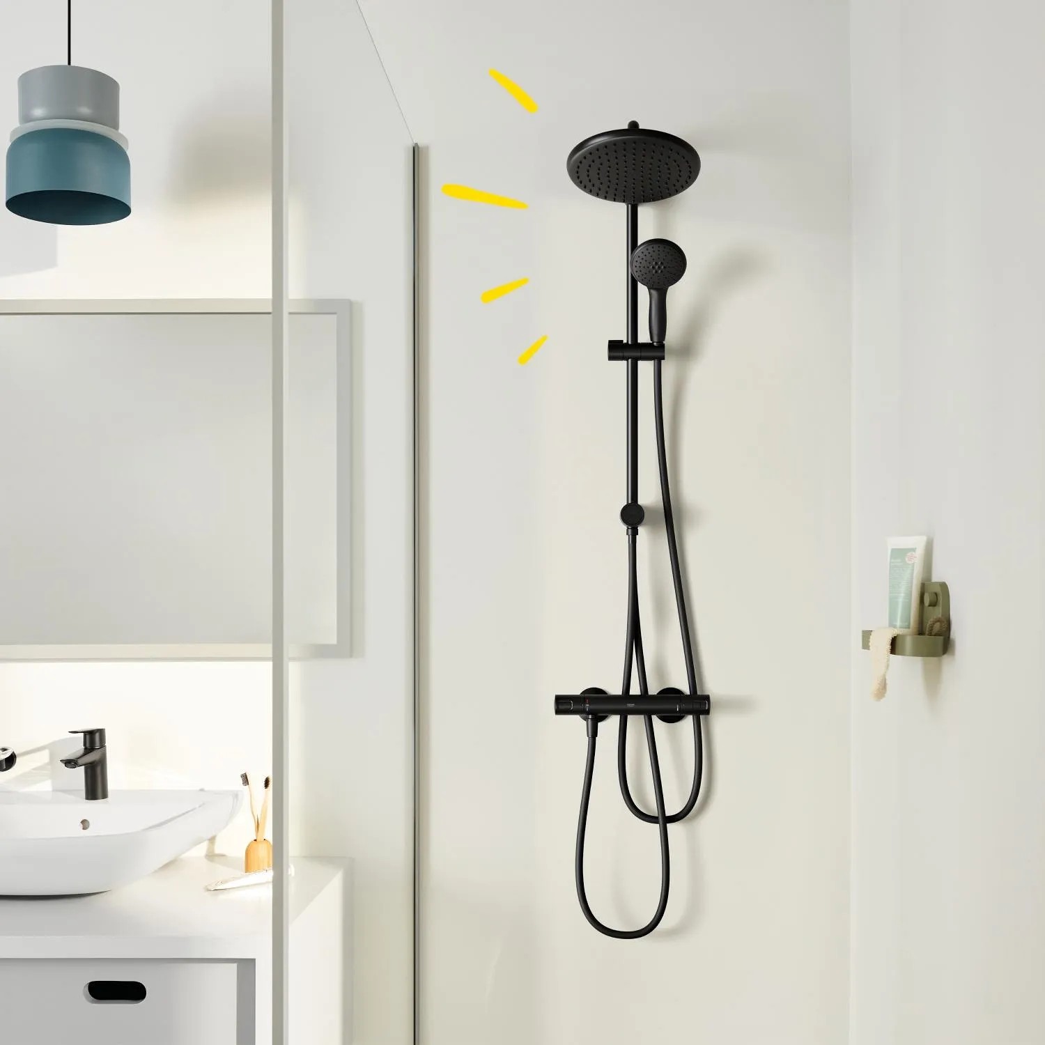 Sistema doccia nero Grohe Vitalio Start 250 Flex con soffione e doccetta per montaggio a parete.