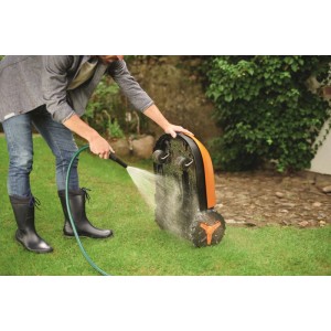 Robot tagliaerba Worx Landroid L1000 pulito con tubo dell'acqua.