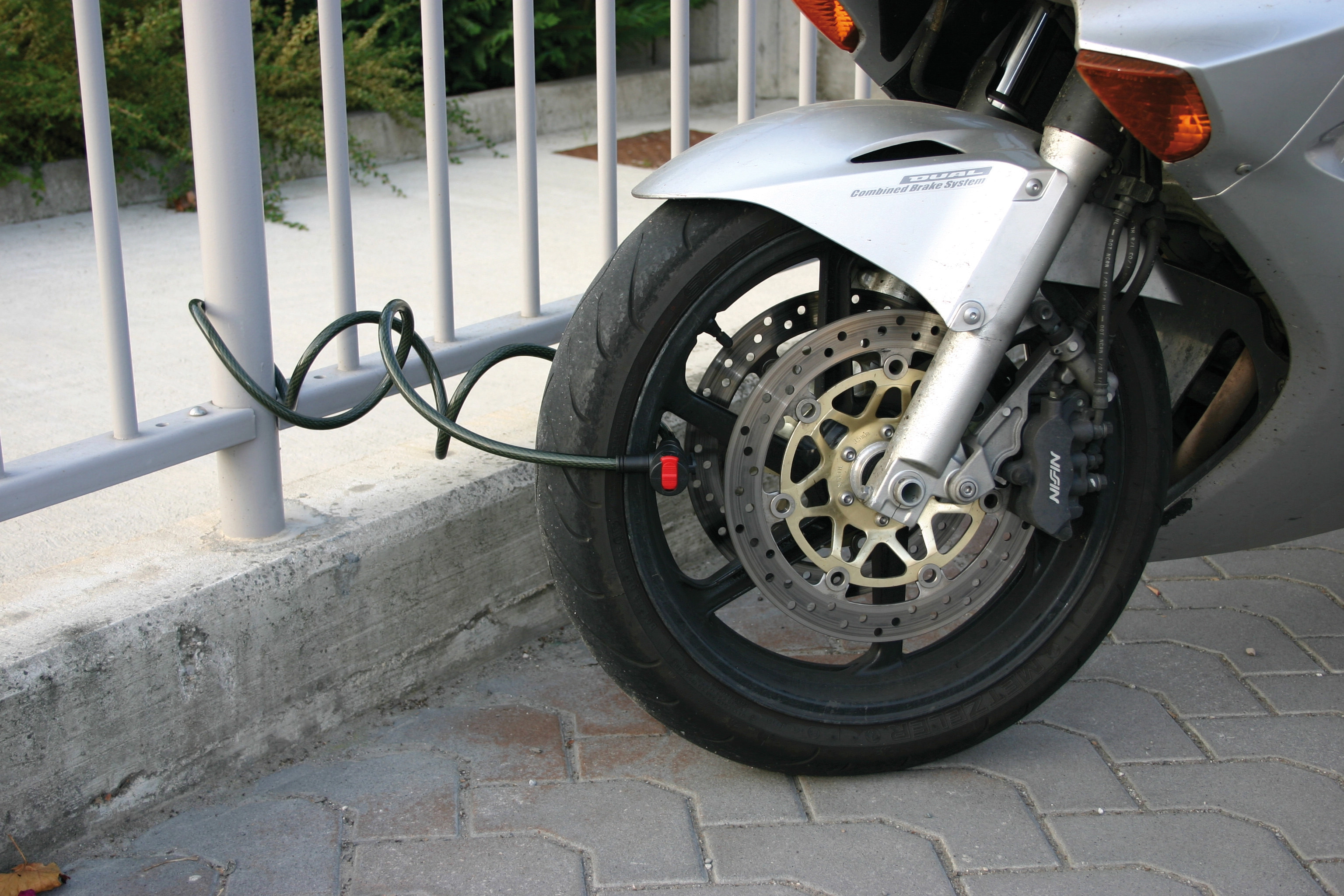 Cavo antifurto moto Club in acciaio Ø 12 mm - 180 cm