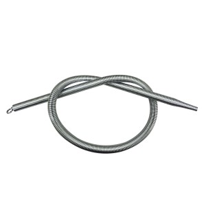 Spirale di pulizia flessibile in metallo per tubi e scarichi.