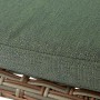 Dettaglio: cuscino verde su sedia in polyrattan del set mobili da balcone Aliceville.