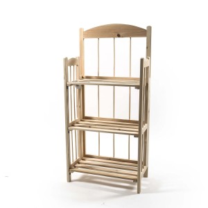 Scaffale in legno a tre ripiani per bagno o soggiorno.