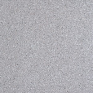 Piastrella vinilica grigia con superficie screziata per pavimenti.