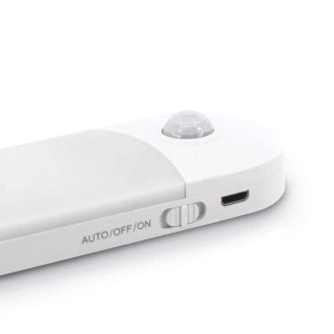 Torce t.b.t. bianca con sensore di movimento e interruttore Auto/Off/On.