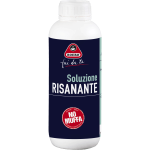 Flacone di Boero Soluzione Risanante, soluzione antimuffa.