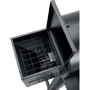 Dettaglio del contenitore pellet di un barbecue t.b.t.