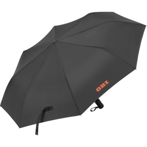 Ombrello OBI semiautomatico nero aperto, diametro 98 cm, con logo arancione e cinturino.