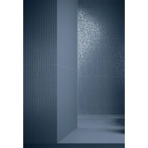 Piastrelle per pavimenti blu con diverse texture superficiali.