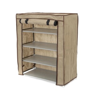 Scarpiera beige con copertura in tessuto e 5 ripiani.