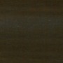 Primo piano di legno trattato con impregnante scuro. Protezione legno.