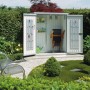 Casetta da giardino Biohort Gr. 150, argento metallizzato, con ante aperte e accessori in giardino.