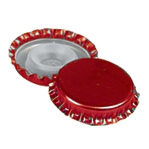 Due tappi a corona rossi, uno aperto, uno chiuso.