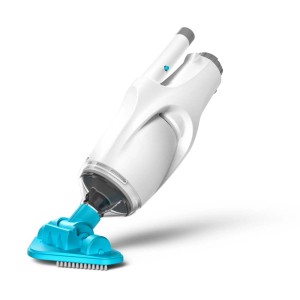 Aspiratore per piscina senza fili bianco con spazzola turchese per la pulizia della piscina.