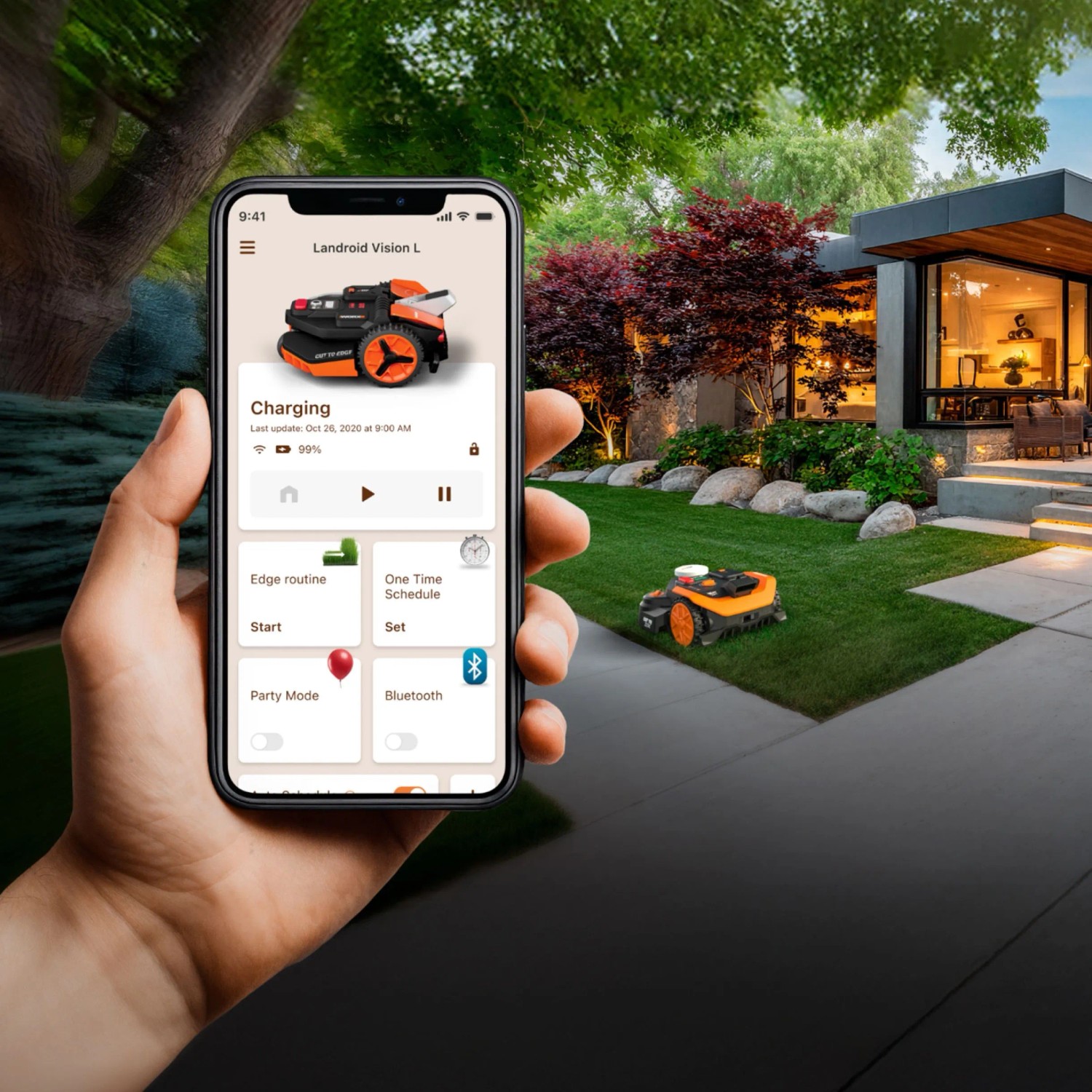 Robot rasaerba Worx Landroid Vision: controllo tramite app in giardino. Robot in azione.