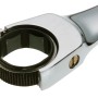Primo piano: chiave a cricchetto LUX Comfort 17 mm, acciaio al cromo vanadio, dentatura fine.