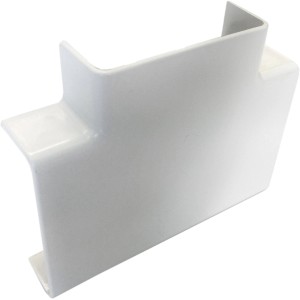 Copertura bianca t.b.t. per cavi in ambienti umidi, vista dettagliata.