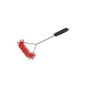 Spazzola per griglia Char-Broil Cool Clean 360° con setole rosse e manico nero.