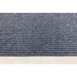 Passatoia grigia al metro con superficie a coste.