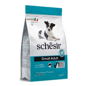 Schesir Cibo per cani secco Small Adult, con pesce per cani adulti di piccola taglia.