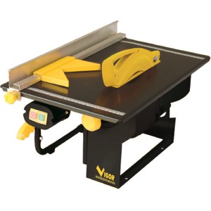 Sega circolare da banco per tagli precisi. Ideale per hobbisti e professionisti.