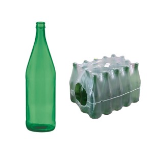 Bottiglia di vetro verde e confezione di bottiglie di vetro verde per la raccolta.