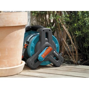 Gardena Classic Avvolgitubo 10 m con tubo e lancia per irrigazione giardino.