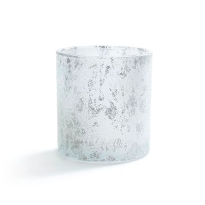 Portacandela t.b.t. argentato per decorazioni natalizie suggestive.