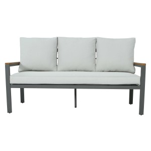 Divano da giardino grigio con cuscini chiari, parte di un set di mobili da giardino.