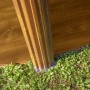 Piscina Gre Pacific: Dettaglio della parete in acciaio effetto legno e supporto verticale sull'erba. Struttura ovale.